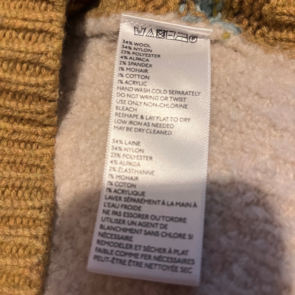 Anthropologie super warm, adorable sweater - Picture 3 of 5